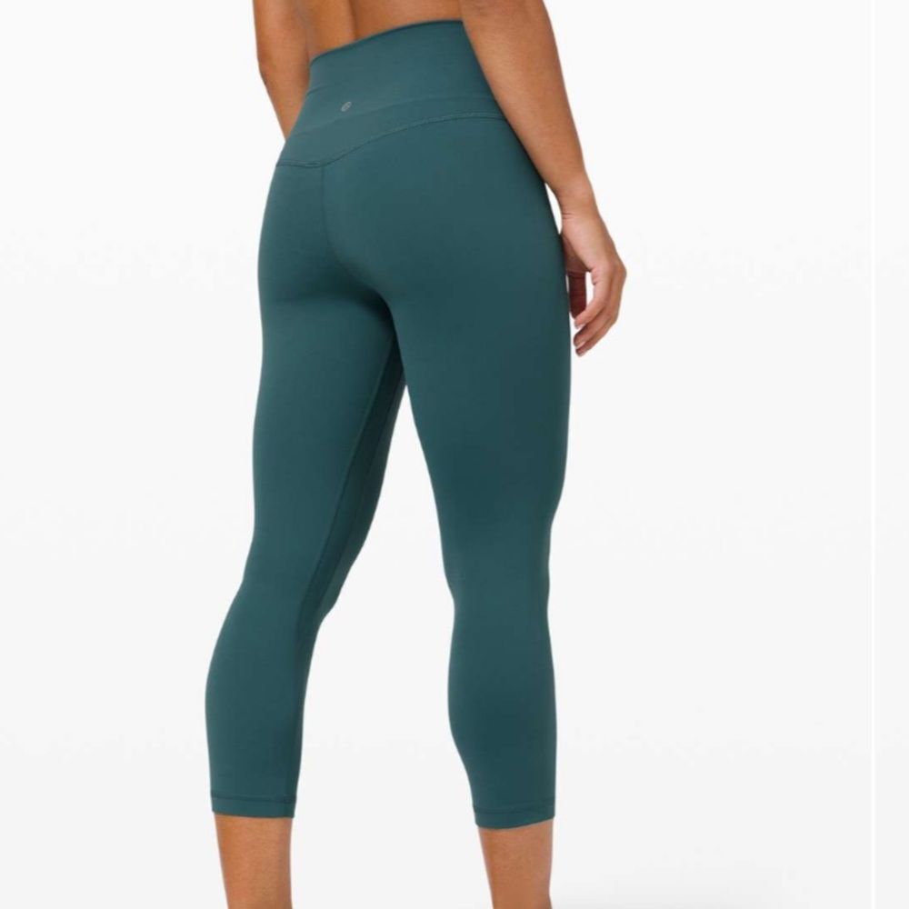 Lululemon Align Crop *21" Desert Teal size 2